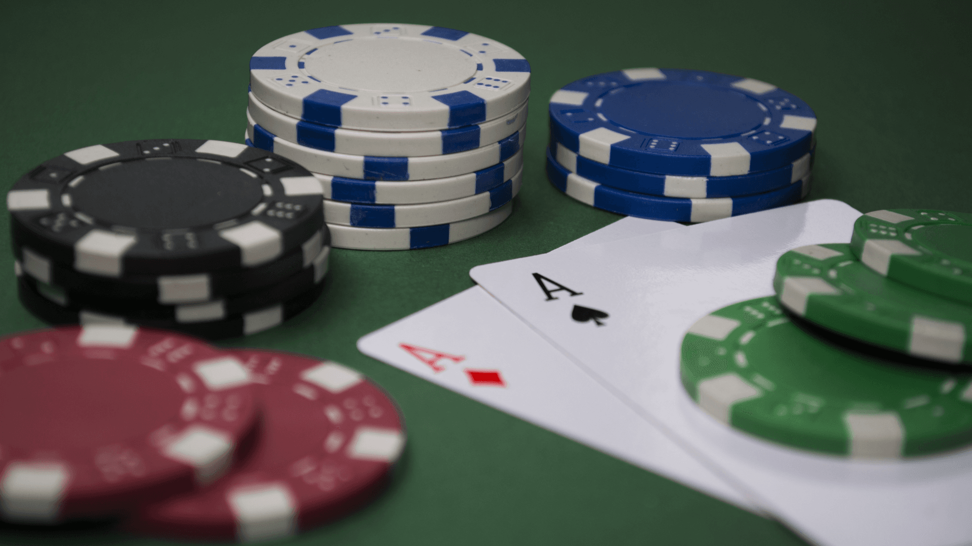 Caribbean Stud Poker: Cómo dominar las probabilidades y las probabilidades image